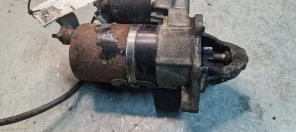 Audi A4 S4 B5 8D Starter motor