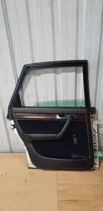Audi A6 S6 C4 4A Rear door