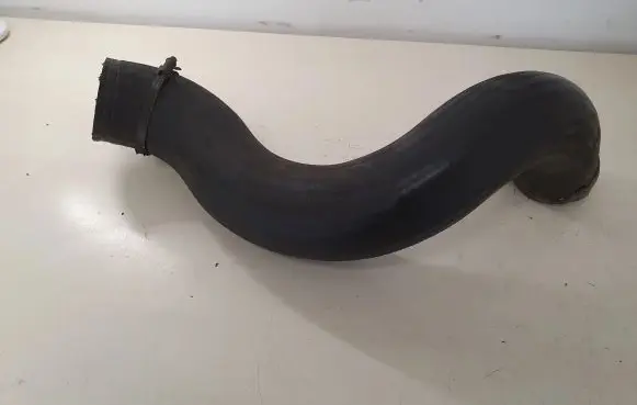 Volvo V70 Intercooler hose/pipe