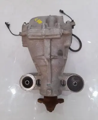 Infiniti Q50 Rear differential