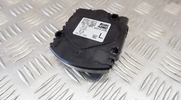 Lexus RX III Headlight level adjustment motor 8566430010 3710079075