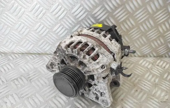 KIA Rio Generator/alternator 373002A850