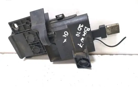 BMW 7 E65 E66 Fuse module