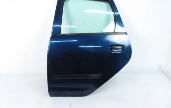 Mitsubishi Colt Rear door 