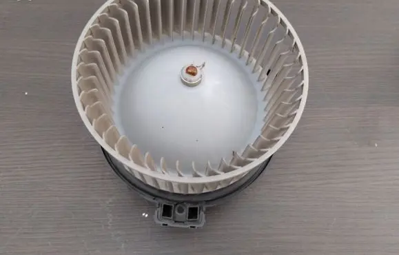 Subaru XV Heater fan/blower 8727006060 T1017802F 72223YC000