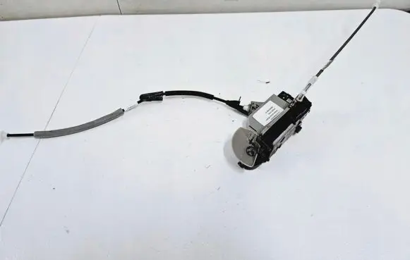 Citroen DS4 Front door lock 9685351680