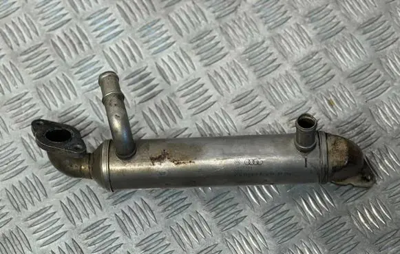 Volkswagen Crafter EGR valve cooler 076131512F