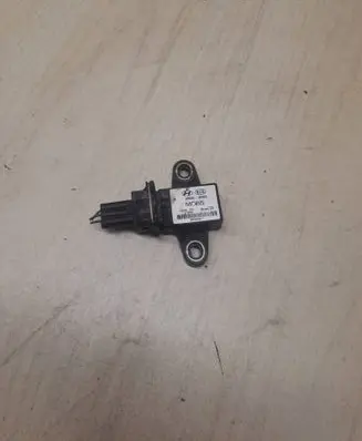 KIA Sorento ESP acceleration yaw rate sensor 956403E000 1236984