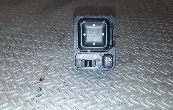 Opel Frontera B Wing mirror switch