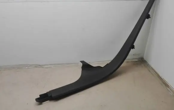 Volkswagen Golf V Other sill/pillar trim element 4F0867767A
