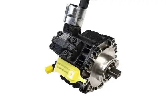 Ford Focus C-MAX Fuel injection high pressure pump 5WS40380 A2C27100268 5WS40163