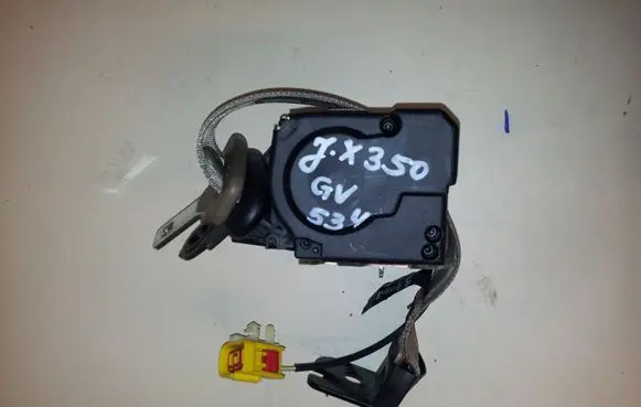 Jaguar XJ X350 Middle seatbelt (rear) 2W93F600A38AD 33022065 AEK