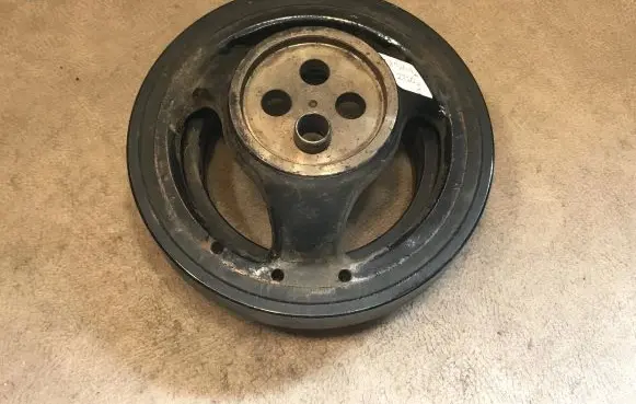 Mercedes-Benz E W212 Crankshaft pulley 201613G0