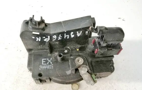 Opel Astra G Front door lock 24444015