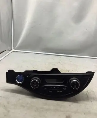 Toyota Yaris Climate control unit 75F206