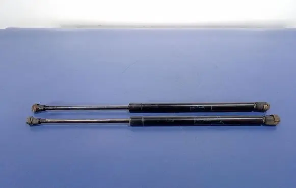 Toyota Corolla E120 E130 Shock absorber/damper mounting bracket 68950-02040
