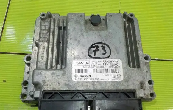 Ford Focus Engine control unit/module F1F112A650SA JP456