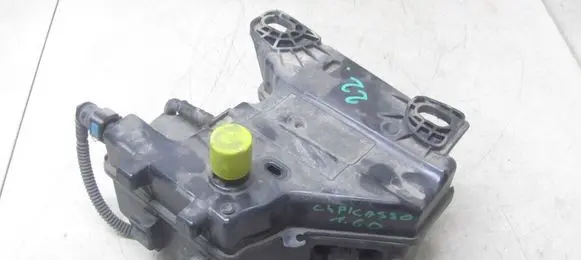 Citroen C4 II Picasso AdBlue liquid reservoir 9800390380