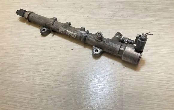 Mercedes-Benz Sprinter W906 Fuel main line pipe A6510700495 R91413240A