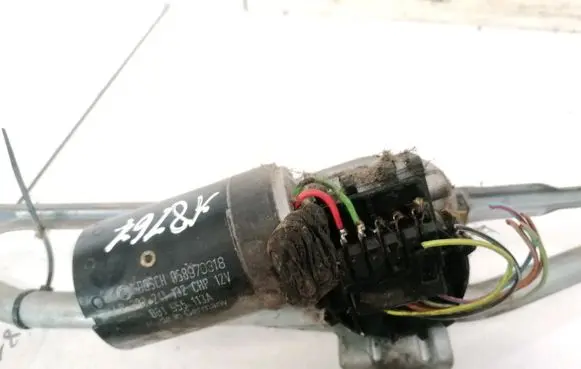 Audi A4 S4 B5 8D Wiper motor 8D1955113A 0390241132