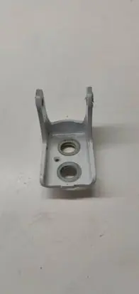 Peugeot 208 II Rear door lower hinge
