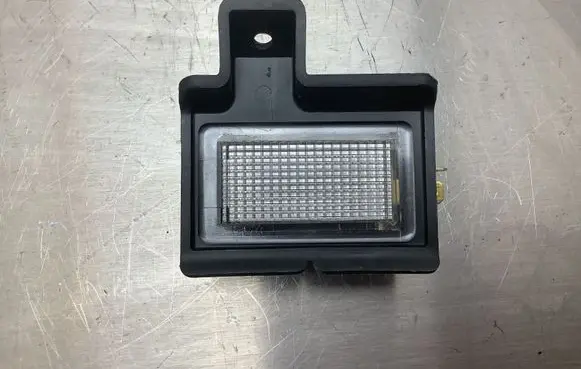 Hyundai Santa Fe Glove box light 