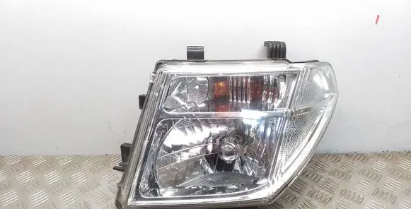 Nissan Navara D40 Headlight/headlamp 26060EB30C