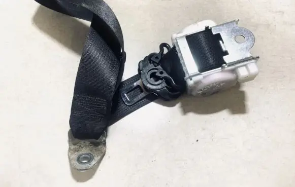 Opel Zafira A Rear seatbelt 13120732