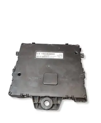 Renault Kangoo II Fuse module 284B19497R