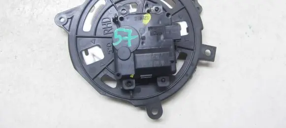 Honda HR-V Air flap motor/actuator AA113800-3770