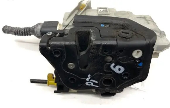 Audi A4 S4 B8 8K Rear door lock 8K0839016