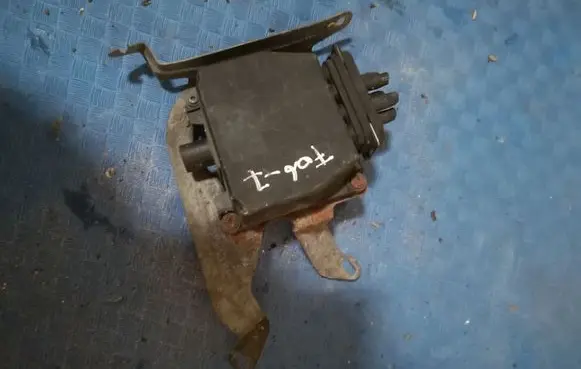 Skoda Fabia Mk2 (5J) Valve vacuum 6QO906625D