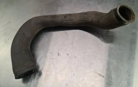 Audi A6 S6 C6 4F Engine coolant pipe/hose
