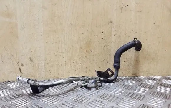 Subaru Outback Engine coolant pipe/hose