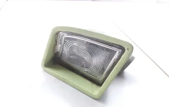 Volkswagen New Beetle Number plate light E9004120