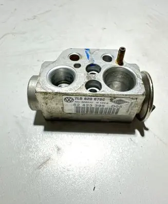Porsche Cayenne (9PA) Air conditioning (A/C) expansion valve 7L0820679C 52423395 328310