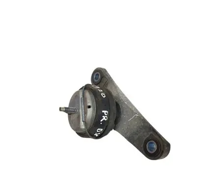Volvo C30 Engine mount bracket 30778953