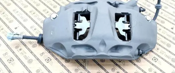 Front brake caliper
