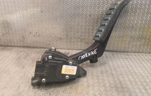 Porsche Cayenne (9PA) Accelerator throttle pedal 7L0723507