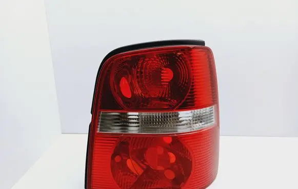 Volkswagen Touran I Rear/tail lights 1T0945096F