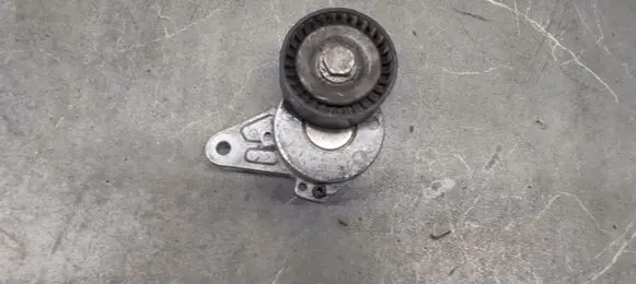 Volkswagen Golf VII Timing belt tensioner 04l903315d