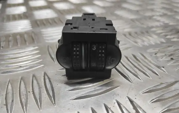 Volkswagen PASSAT B5 Headlight level height control switch 3B0941333C