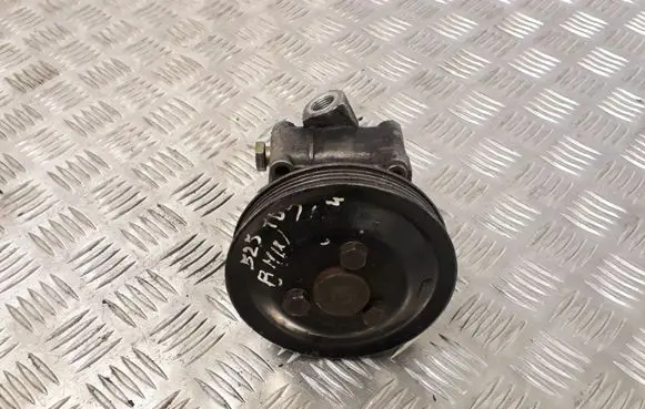 BMW 5 E34 Power steering pump 1141054 9681955236