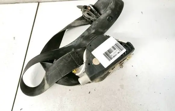 Volkswagen Touran I Front seatbelt