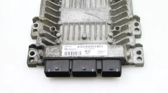 Ford Fiesta Engine control unit/module 8V2112A650EC