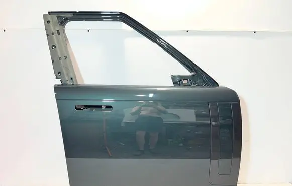 Land Rover Range Rover L460 Type LK Front door M8E220226