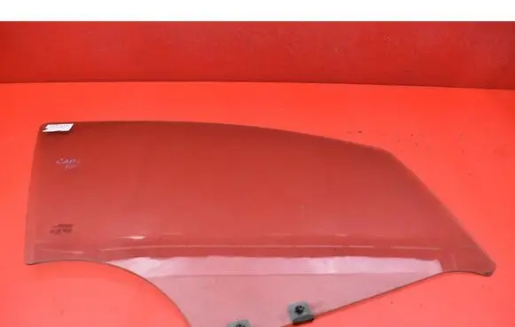 Renault Captur Front door window glass four-door