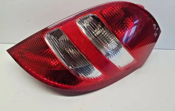 Mercedes-Benz A W169 Rear/tail lights 3330R nr8281
