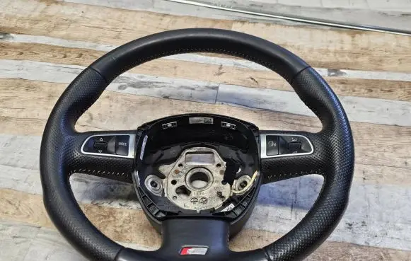 Audi A5 8T 8F Steering wheel 62279150A 492008