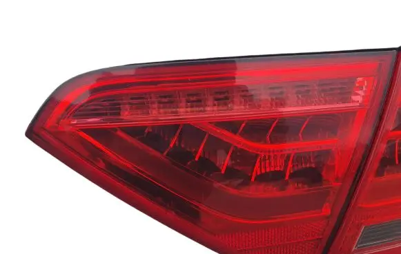 Audi A5 8T 8F Tailgate rear/tail lights 8T0945094C